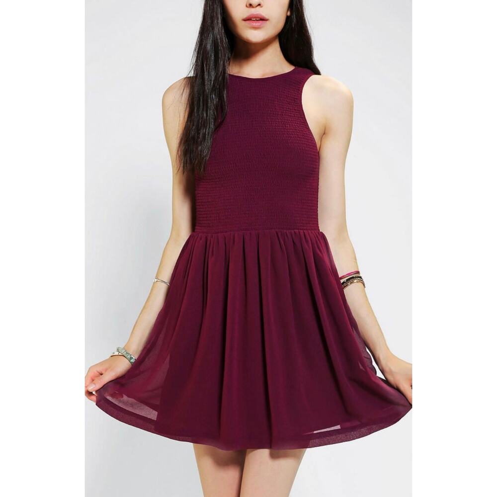 Kimchi Blue Burgundy Fit and Flare Dress Small Stretch Torso Mini Dress